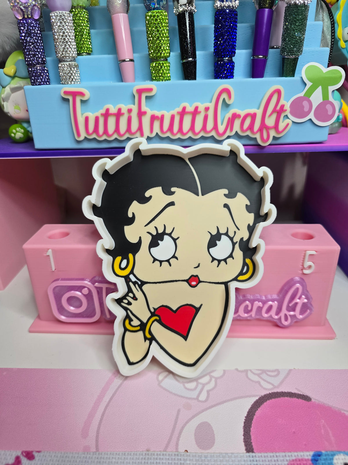Tray Character